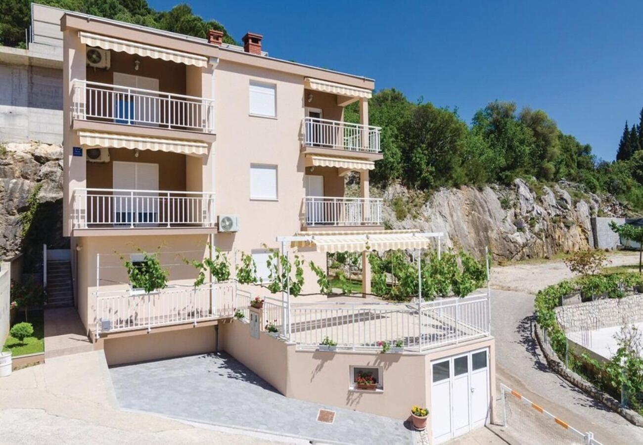 Apartments Ljuba Duba Eksteriør bilde